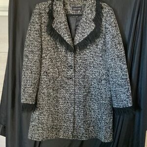 Isabelle & Nina  Black and white  Trench Coat